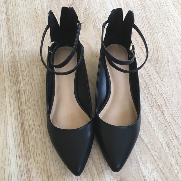 Apt. 9 Shoes - NWT POINTED TOE FLATS